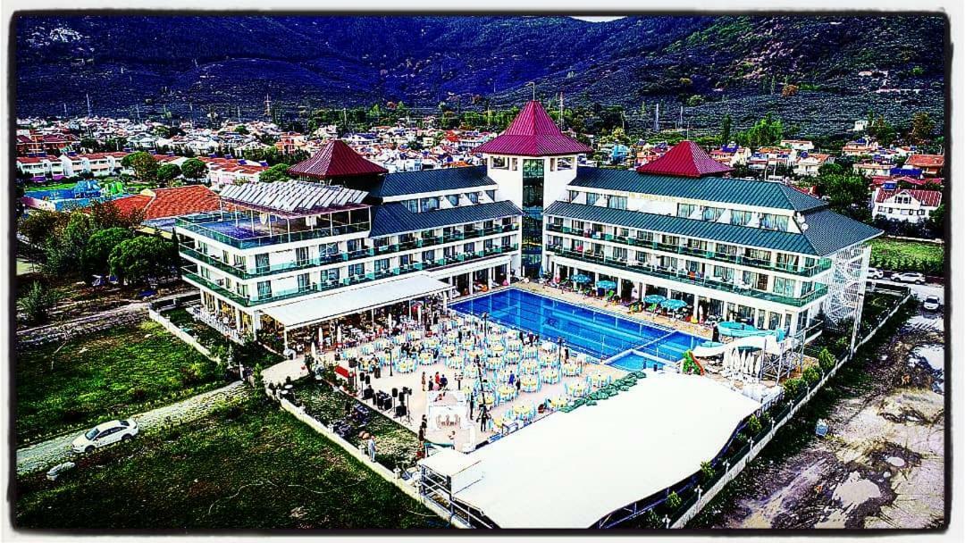 Ceti̇N Presti̇Ge Resort Ocaklar Екстериор снимка